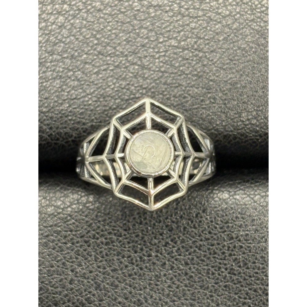 New Condition Sterling Silver Moonstone Spider Web Ring Size 6 E22